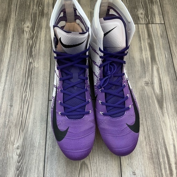 NIKE Vapor Untouchable 3 Elite Football Cleats in White
Purple | Size 16 | NWOT - Picture 5 of 13